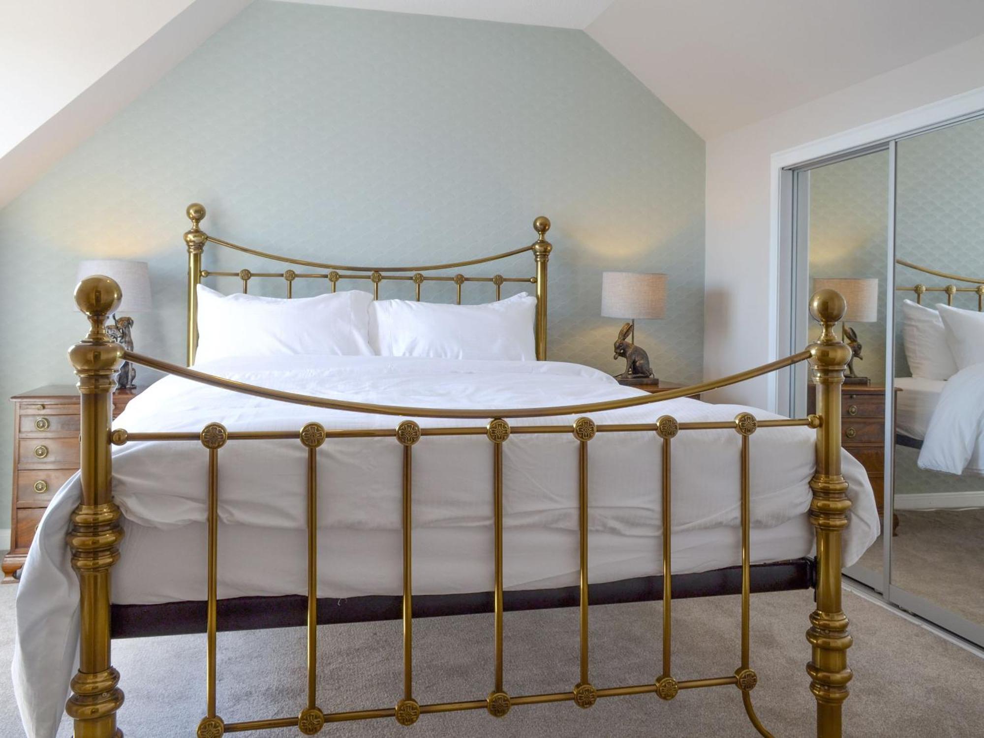 Inver House Apartment Inverurie Bagian luar foto