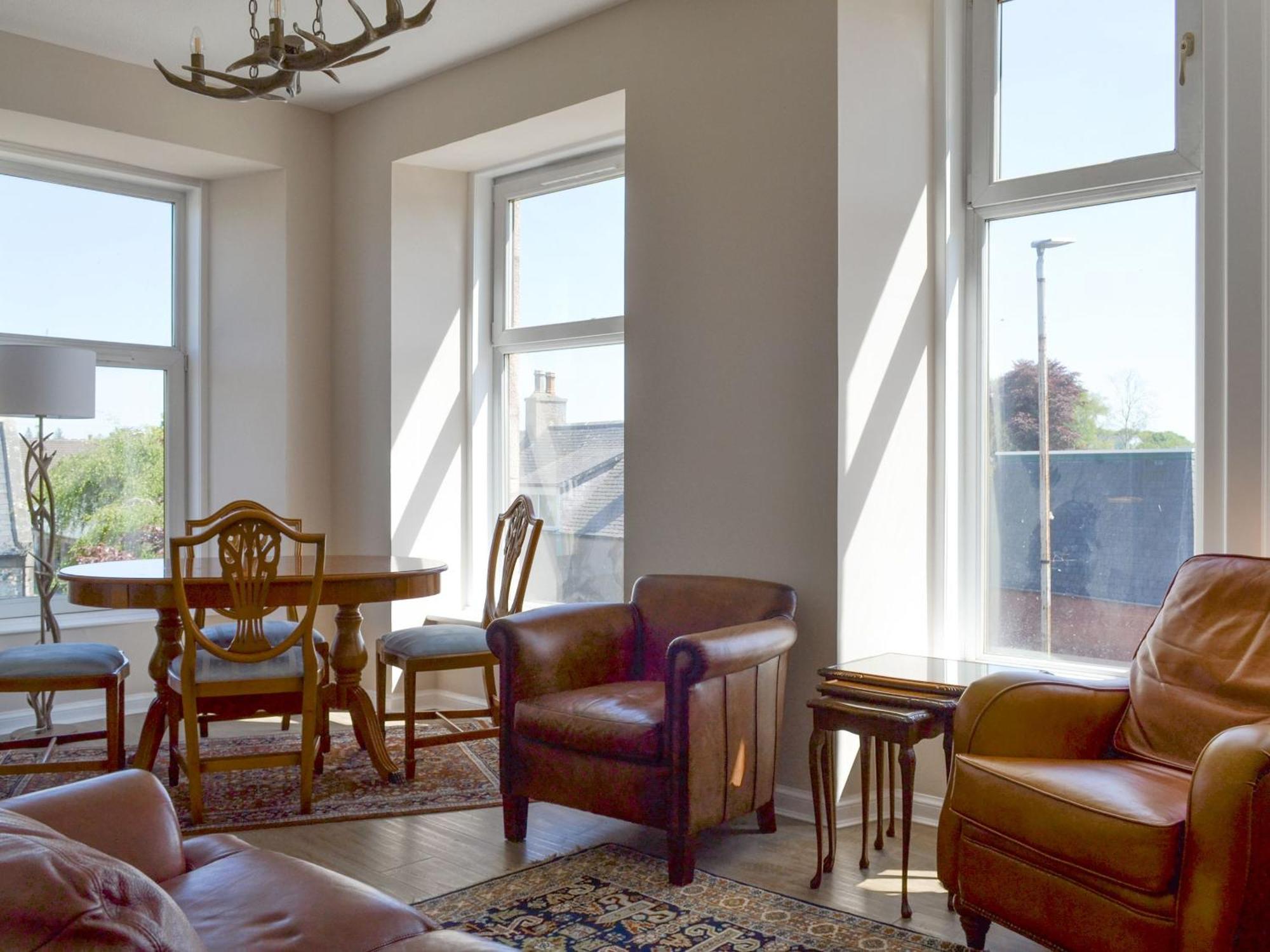 Inver House Apartment Inverurie Bagian luar foto